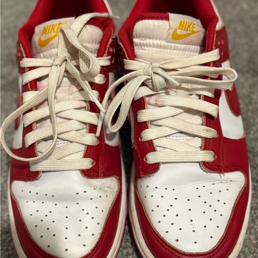 Nike Red and White dunks boys - Picture 4 of 4